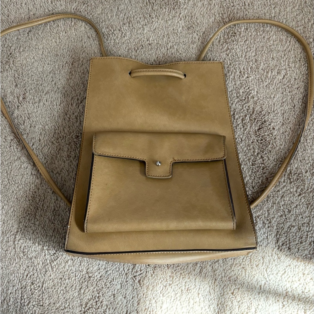 Mondani NY Leather Purse